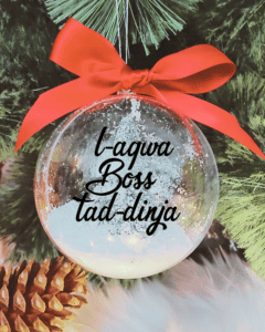 L-Aqwa Boss tad-Dinja - 10cm Acrylic Bauble