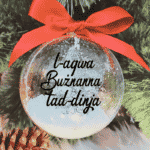 L-Aqwa Bużnanna tad-Dinja - 10cm Acrylic Bauble