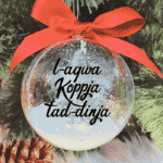 L-Aqwa Koppja tad-Dinja - 10cm Acrylic Bauble