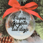 L-Aqwa Kunjata tad-Dinja - 10cm Acrylic Bauble