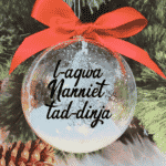 L-Aqwa Nanniet tad-Dinja - 10cm Acrylic Bauble