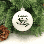 L-Aqwa Neputi tad-Dinja - 8cm Glass Bauble