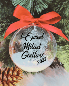 L-Ewwel Milied Ġenituri - 10cm Acrylic Bauble