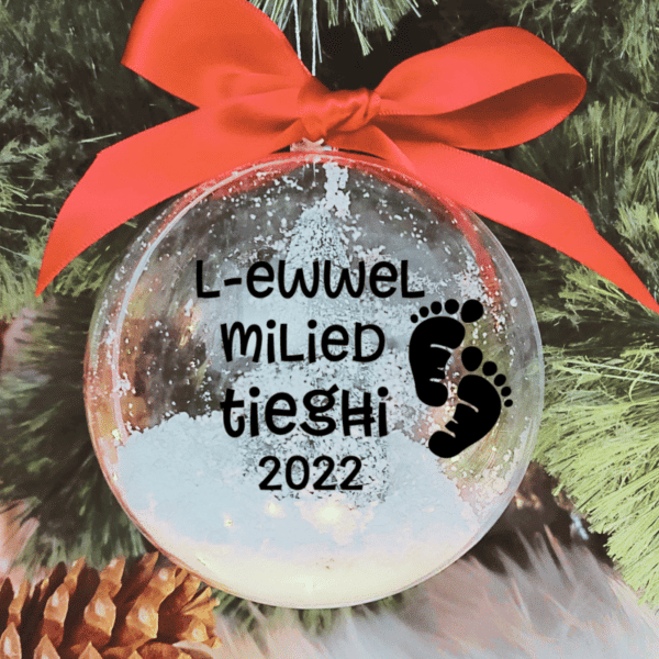 L-Ewwel Milied Tiegħi with Tiny Toes - 10cm Acrylic Bauble