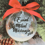 L-Ewwel Milied Miżżewġin - 10cm Acrylic Bauble