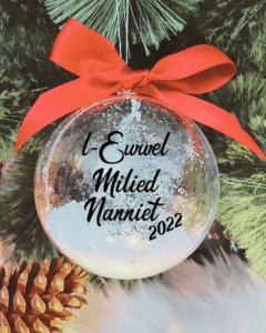 L-Ewwel Milied Nanniet - 10cm Acrylic Bauble