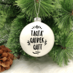 Taqta' Qalbek Qatt -  8cm Glass Bauble