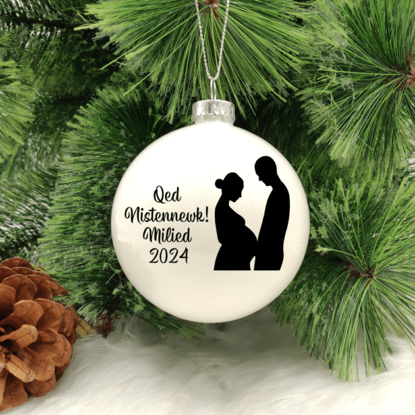 Qed Nistennewk  - 8cm Glass Bauble