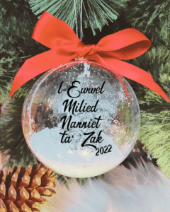 L-Ewwel Milied Nanniet ta' ... Personalised with Name - 10cm Acrylic Bauble