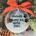 L-Ewwel Milied ta' ... Personalised with Name and Paws - 10cm Acrylic Bauble