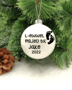 L-Ewwel Milied ta' ... Personalised with Name and Tiny Toes- 8cm Glass Bauble