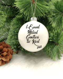 L-Ewwel Milied Ġenituri ta'... Personalised with Name - 8cm Glass Bauble