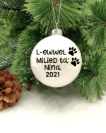 L-Ewwel Milied ta'... Personalised with Name and Paws - 8cm Glass Bauble