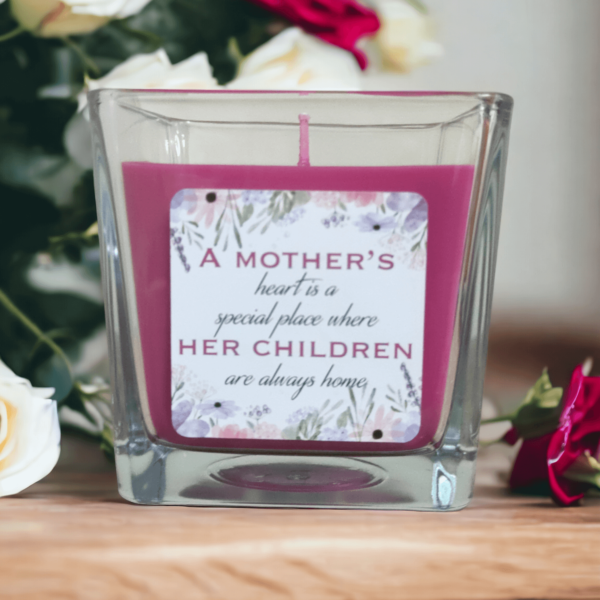 A Mother’s Heart Is A Special Place – 420ml Massage Scented Candle