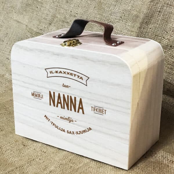 Il-Kaxxetta tan-Nanna - Wooden Suitcase Box